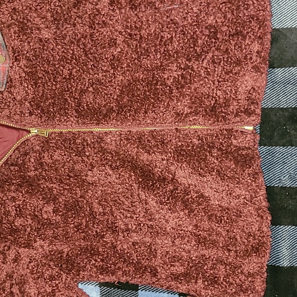 Pendleton. Heavy-lined, full-zip, fuzzy fleece. Women's size Medium. - Picture 6 of 15